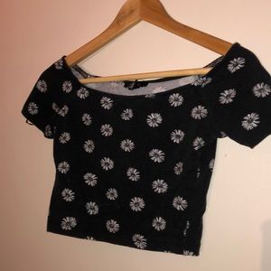 F21 Black&White Floral Shoulder Neckline Crop Top